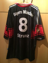 98/99 Bundesliga home Spielertrikot von Thomas Strunz (Zafira) hinten