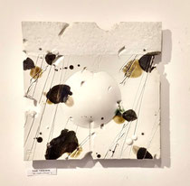 by Toshi Takeuchi, Un Matin d'hiver-1, Porcelian, stoneware en glaze-25.5x25.5cm/Price:€300
