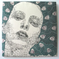 Pfaufrau, 2006, Acryl, Stempeldruck auf Leinen, gepolstert