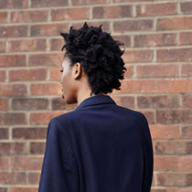 https://www.elements-hairexperience.nl/haargids/coily-haartype/