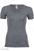 Onderhemd met korte mouwen in 100% merinowol (bio) fijne rib, leisteengrijs, Engel, beschikbaar in de maten 34/36: 46,00 €; 38/40: 47,00 €; 42/44: 47,50 € en 46/48: 51,00 €