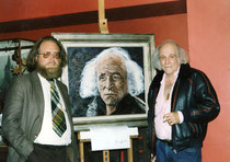 Photo de Raymond Lefèvre et Léo Ferré (à-côté de son portrait-h.s.toile 80x60) en 1985