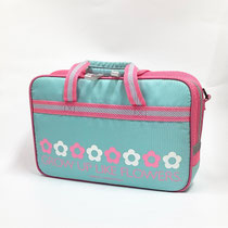 習字セット102　水色2色花柄　中身付き　340×310H　￥1,200　＊2WAYベルト付き＊