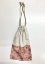 巾着109　生成&ピンクフラワー　165×260　¥400