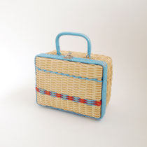 バスケット108　ピクニック　水色＆赤ライン　220×110×170H  ￥800