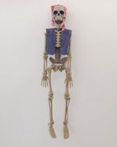 ハロウィン195　壁飾り　ガイコツバンダナ　430Ｈ　￥800