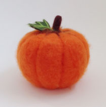 ハロウィン108　羊毛かぼちゃ　L 　 180Φ160H 　￥700 