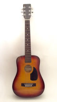 ギター103　　ASAMA　ミニ　　820H 　￥3,000