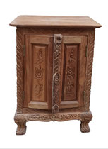 Mesilla tailandesa de madera. 39x28x64 alto