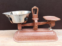 Balanza 1 platillo. Ref 811210. 24x40