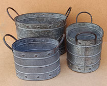 Balde oval metal. Ref 64924. Grande 40x25x30. Mediano 36x22x26. Pequeño 30x18x22