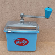 Triturador Molix Domesca vintage. Ref CAR71. 18X12X16