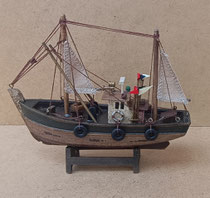 Barco pesca. Ref 113022. 20x17x6,5
