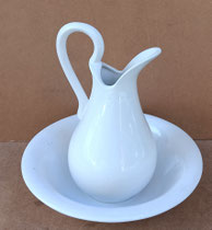 Palangana con jarra de cerámica. Ref RL001. Jarra  32x20. Palangana 33 diámetro exterior. 27 diámetro interior.