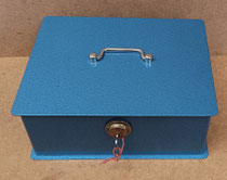 Caja caudales metal vintage. 24x18,5x10