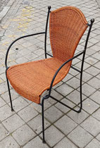 Silla hierro y mimbre. 83x50x47. Pareja disponible 
