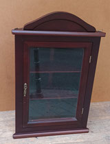 Vitrina esquinera. 50x30x28 