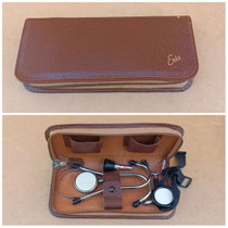 Fonendo con funda. 22x10x4