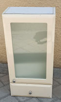 Vitrina blanca 1 balda. 74x37x21
