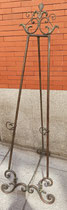 Caballete metal. 165 cms aprox