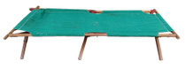 Cama de campaña plegable vintage. Ref GOY. 40x80x195