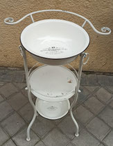 Palanganero metal con palanganas. Ref 68237. 84x58