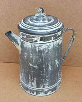 Jarra con tapa zinc. 40x32x21