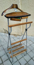 Galán de noche metal y madera vintage. 110x50x37