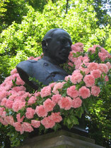 Büste von August Kohlmann im Schützenpark