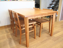 ダイニングテーブル ( Dining Table )
