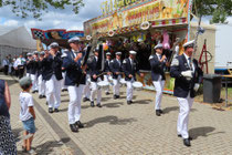 Schützenfest Bürvenich - Montag - Heimgeleitung des Königs