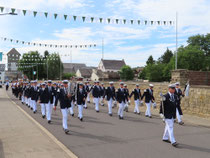 Schützenfest Bürvenich - Sonntag - Zug nach der Messe