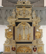 Dresden-Lockwitz, Schlosskirche: Sandsteinaltar, 1622