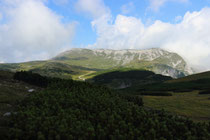 Blick zum Klosterwappen und Kaiserstein mit Fischerhütte - 019