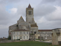 L'abbaye de Sablonceaux.