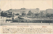 K.k. technische Hochschule (heute Universiät) am Karlsplatz und Station „Academiestraße“ der Dampfstadtbahn von Arch. Otto Wagner (eröffnet 1899) in Wien I., Innere Stadt. Lichtdruck 9 x 14 cm; Impressum: Seme Verlag, Wien 1899.  Inv.-Nr. vu914ld00327