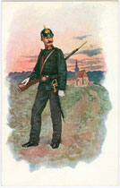 Gendarm der k(aiserlich). k(öniglichen). Gendarmerie in Dienstadjustierung, u.a. bestehend aus Helm, Säbel und Langwaffe. Farbautotypie nach Original eines anonymen Künstlers; Verlag B.K.W.I. um 1900.  Inv.-Nr. vu914fat00122