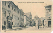 Universität, Akademisches) Gymnasium, Hofkirche (v.l.n.r.). in Innsbruck, Universitätsstraße. Lichtdruck 9 x 14 cm. Impressum: Leo Stainer, Innsbruck. Inv.-Nr. vu914ld00024