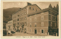"Eden Hotel Caliari" in Levico, Comunità Alta Valsugana e Bersntol (ehem. Bezirk Borgo), Trentino. Lichtdruck 9 x 14 cm; Impressum: Ed(itore). A. Bortoluzzi, Levico um 1914.  Inv.-Nr. vu914ld00241