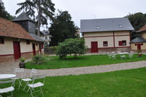 la vue des chambres sur la basse-cour