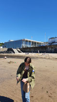Op vakantie zijn we alle stranden gaan bezoeken. Bij ieder strand heb ik een bijpassend potje gekocht van het museum wat erbij stond, om er zand in te doen als herinnering.
