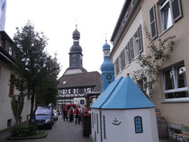 Immer wenn in Wallau zwei Kirchen zu sehen sind heißt es: