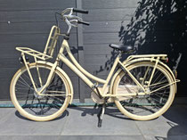 Damesfiets-Cortina-C-met-handremmen-en-versnellingen