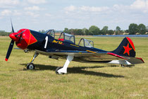 SP-YWF (Yak-52 TD)