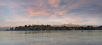 Mainaubucht mit Bergpanorama 220912-132 