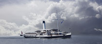 Dampfschiff Hohentwiel vor dramatischen Wolken 190913-198P