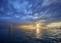 Segelboote vor Lindau bei der RundUm 180601-251V 