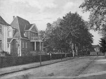 April: die "Tesnau-Villa", erbaut von Oskar Fischer