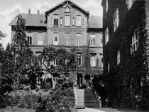 Februar: Ursulinen Schule