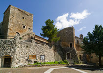 San Benedetto in Perillis, la torre medioevale